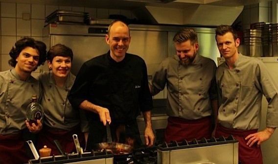 Das Küchenteam im Restaurant Tropeano Di-Vino Hannover Das Küchenteam Tropeano Di-Vino kocht mit viel Fantasie und Freude
